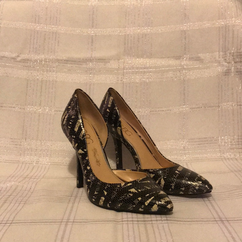 BCBG Paris PL-Jaze Pumps Snakeskin Black Ivory